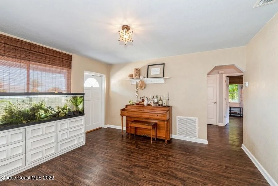 Photo of 760 Indian River Drive
