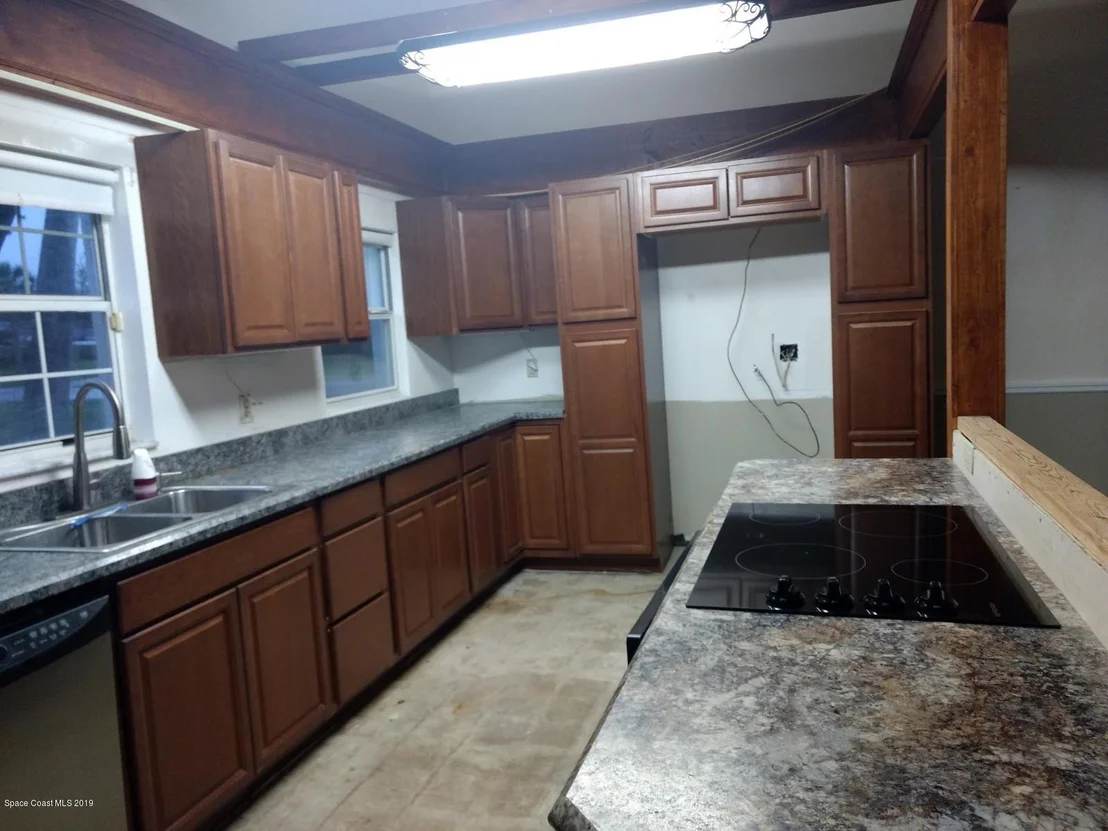 Photo of 2929 Juniper Drive