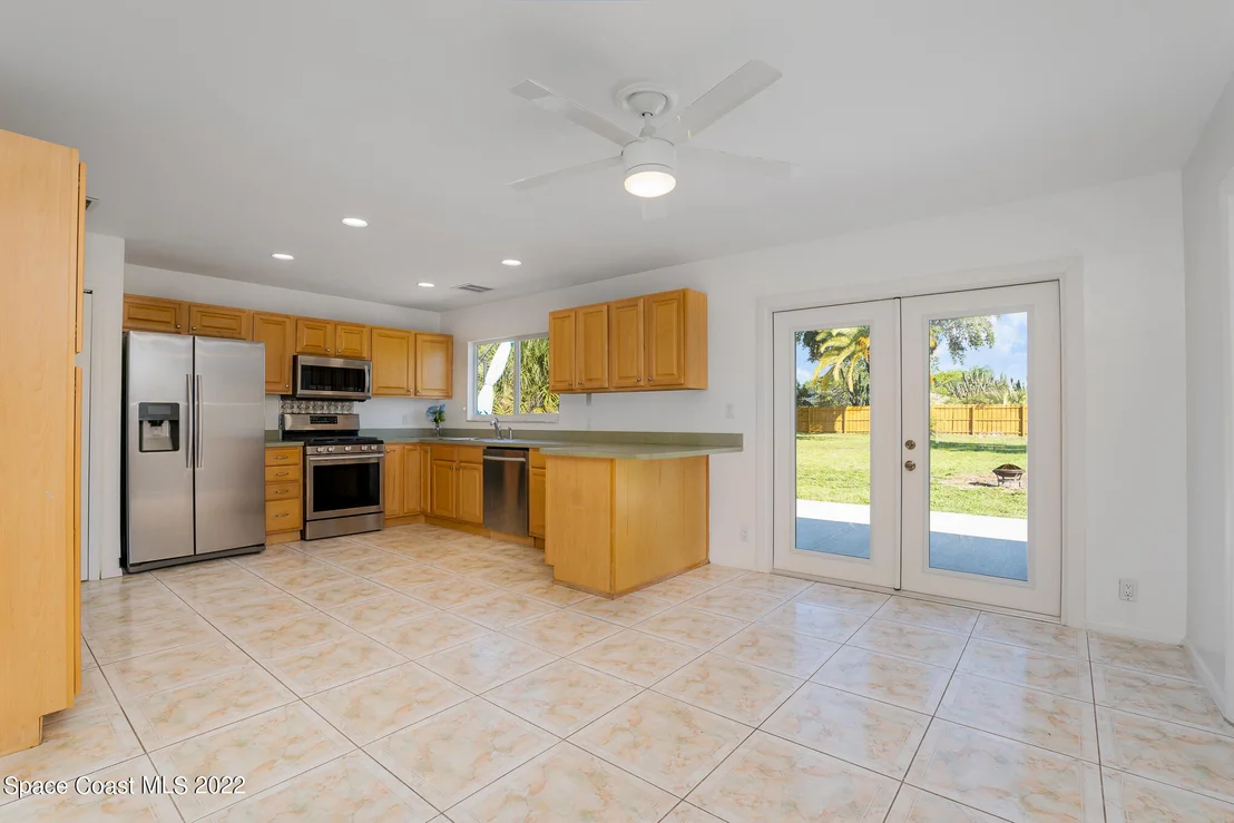 Photo of 1290 Bard Lane NE