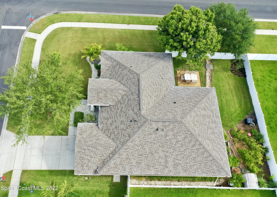 Photo of 725 Triple Crown Lane