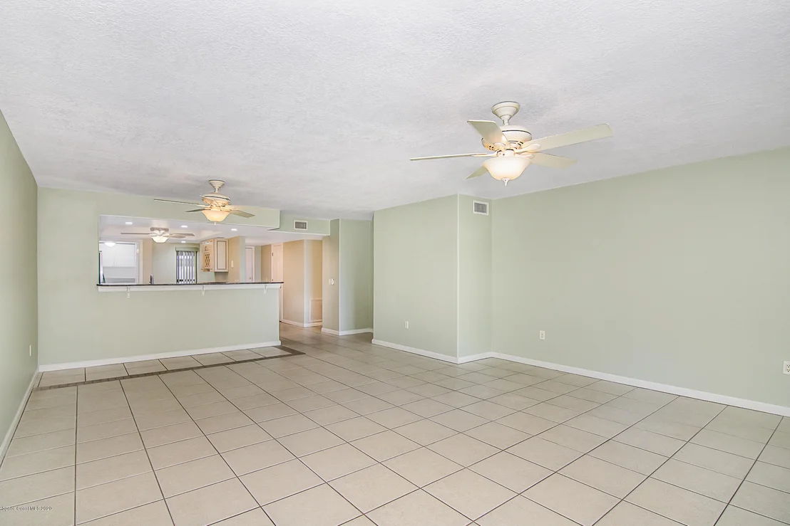 Photo of Unit 111 at 175 Highway A1A