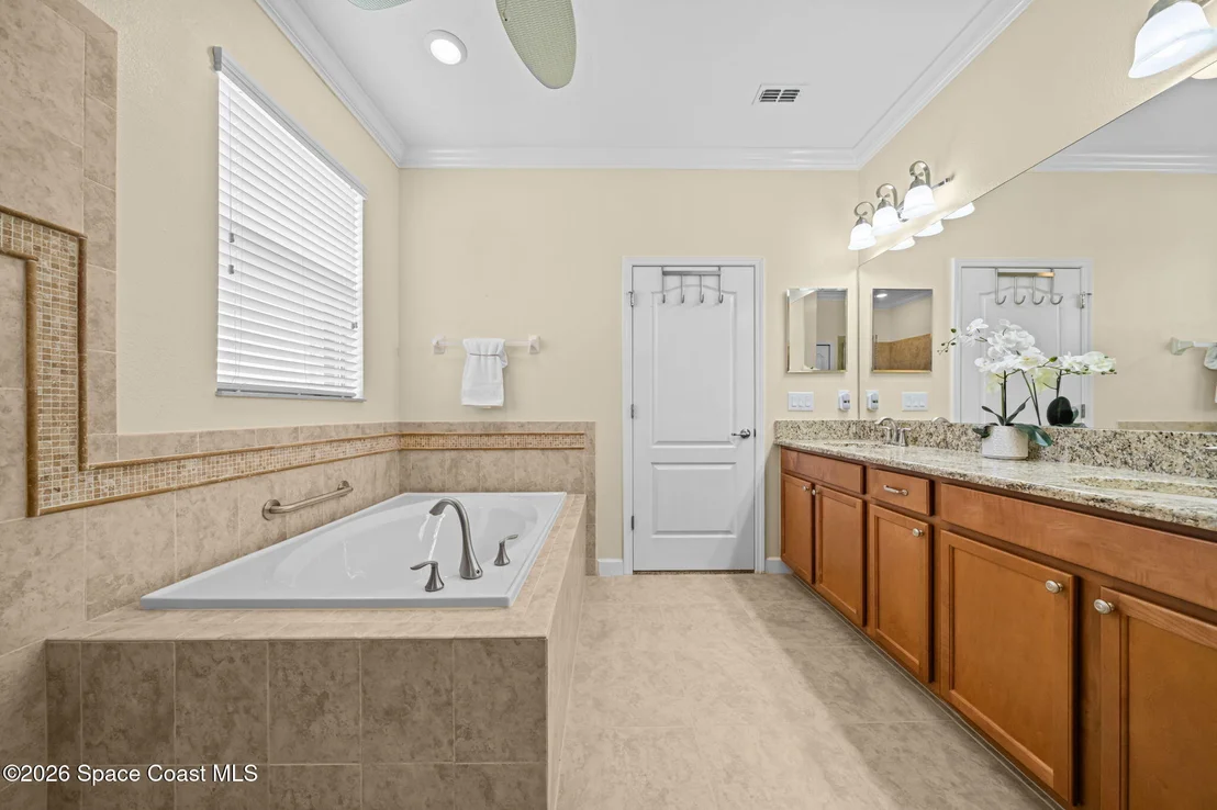 Photo of 3565 Sansome Circle