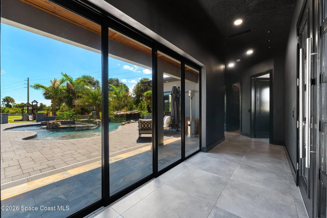 Photo of 2453 Westhorpe Drive