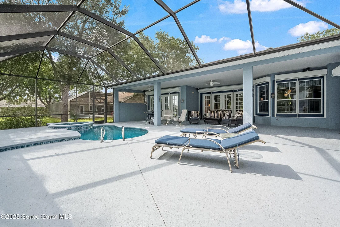 Photo of 4741 Canard Road
