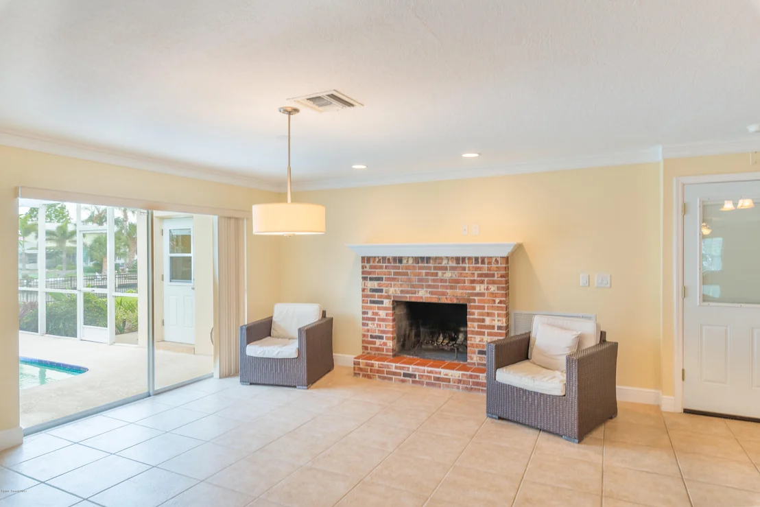 Photo of 507 Bahama Drive