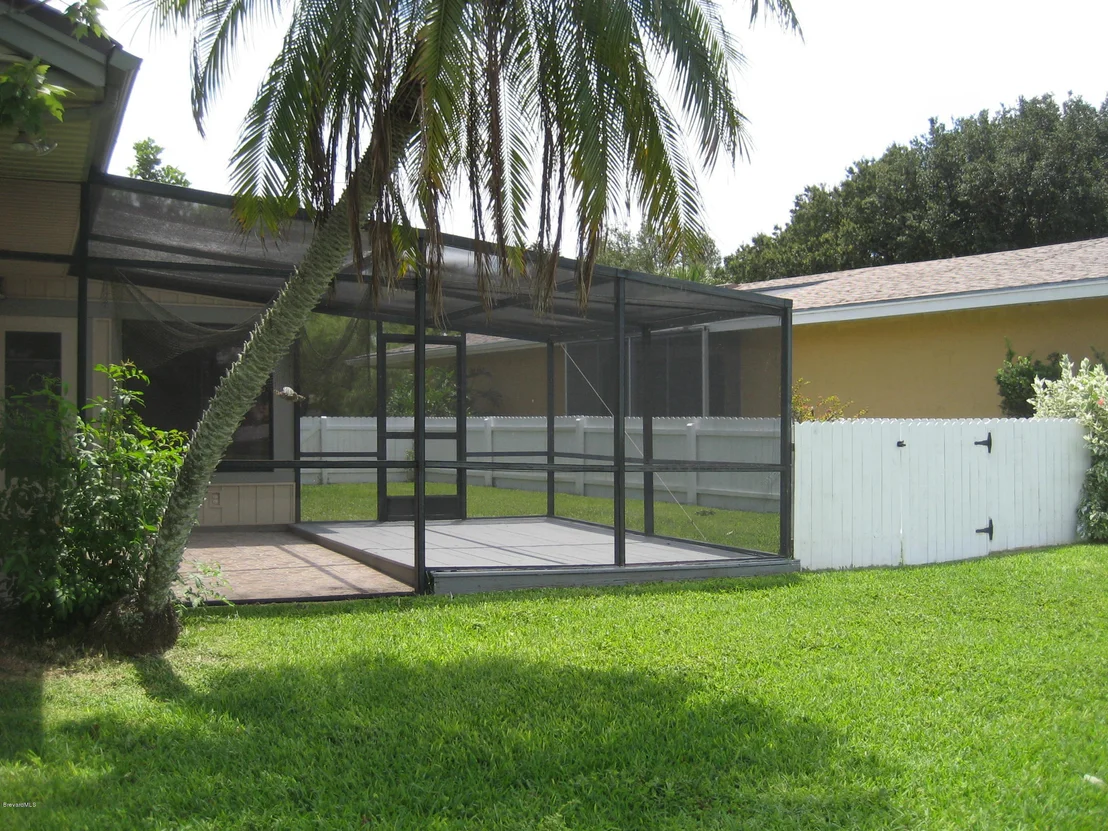 Photo of 240 Bayhead Drive