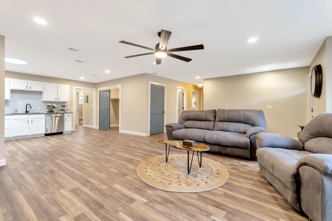 Photo of 982 Waco Boulevard SE
