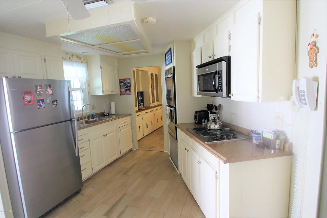 Photo of 553 Ruth Circle
