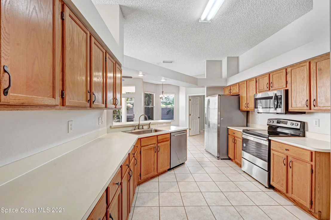Photo of 7016 Hammock Trace Drive