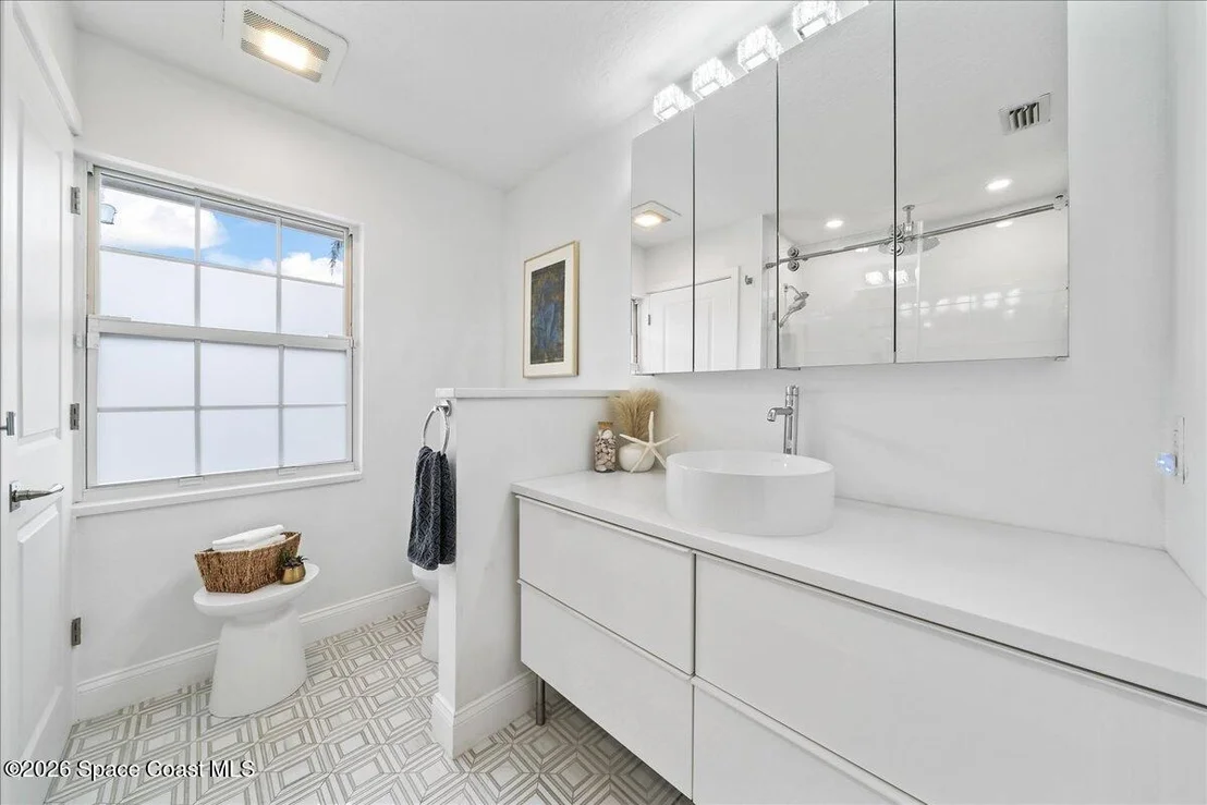 Photo of 408 Riverside Drive