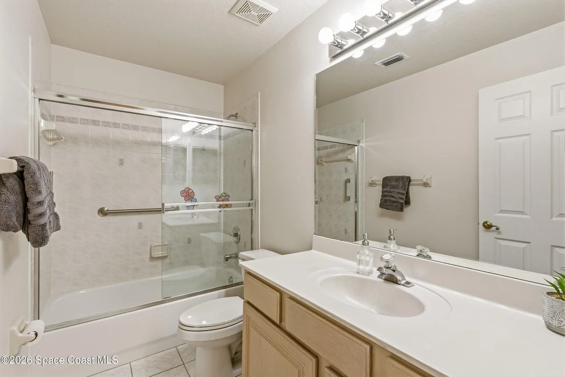 Photo of 975 S Fork Circle