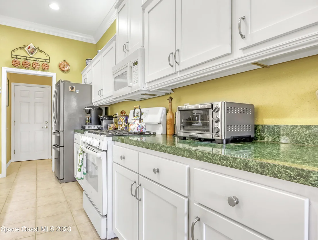 Photo of 904 Suntree Woods Drive