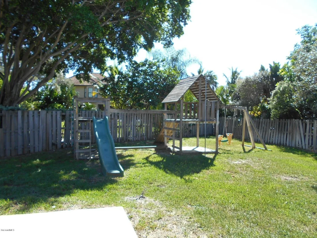 Photo of 541 Nightingale Drive