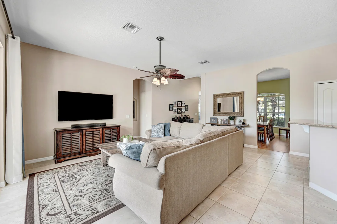 Photo of 274 Pebble Hill Way