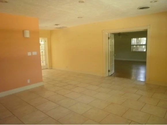 Photo of 308 Oak