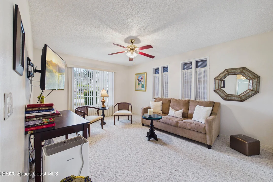 Photo of 908 Dato Way