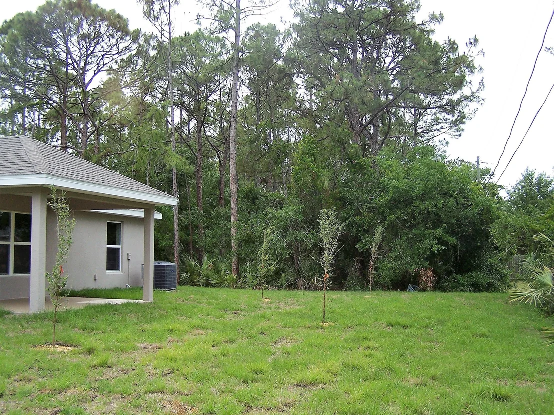 Photo of 1539 Summit Road SE