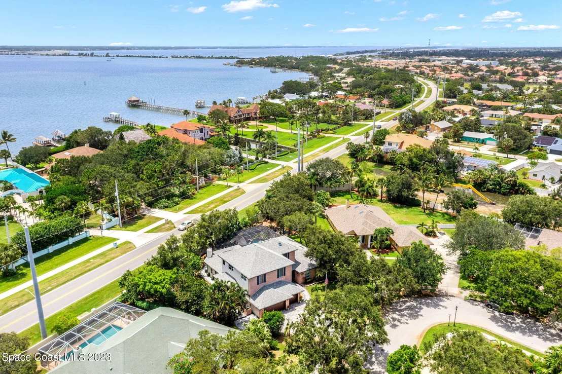 Photo of 891 Peregrine Drive