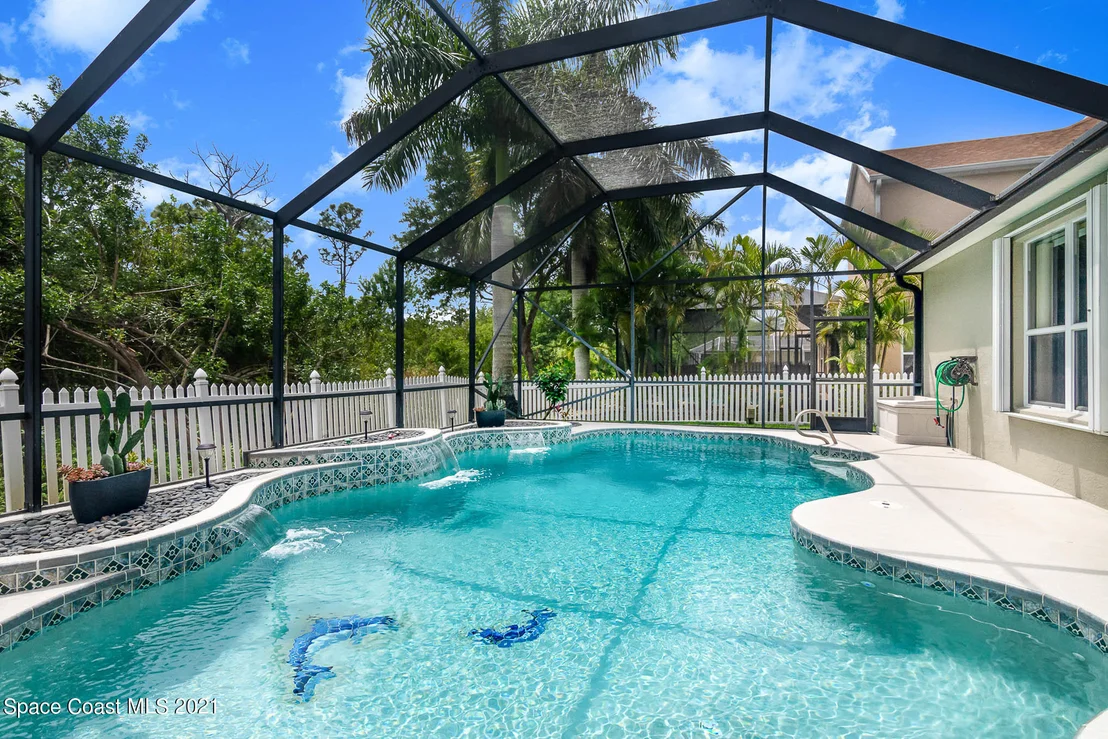 Photo of 3466 Peninsula Circle