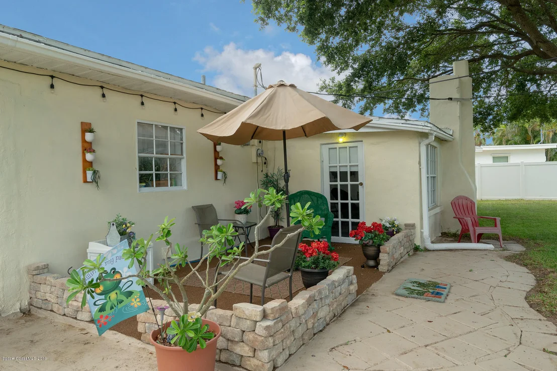 Photo of 933 Bluewater Drive