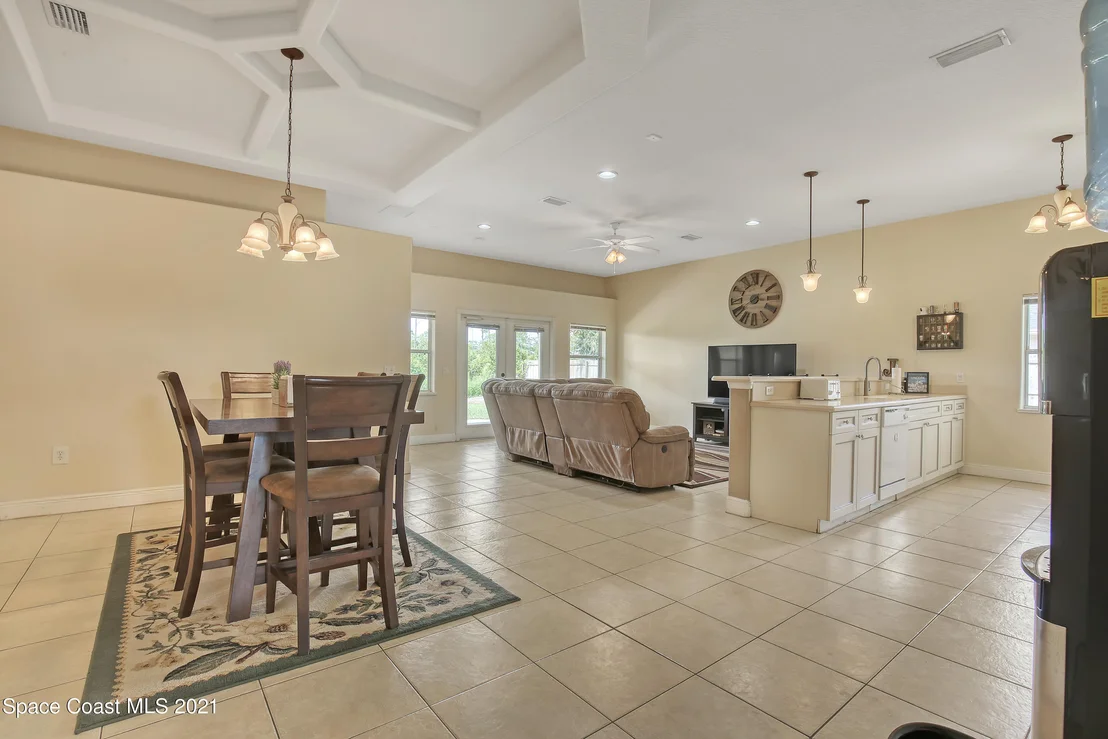 Photo of 3976 Foothill Drive
