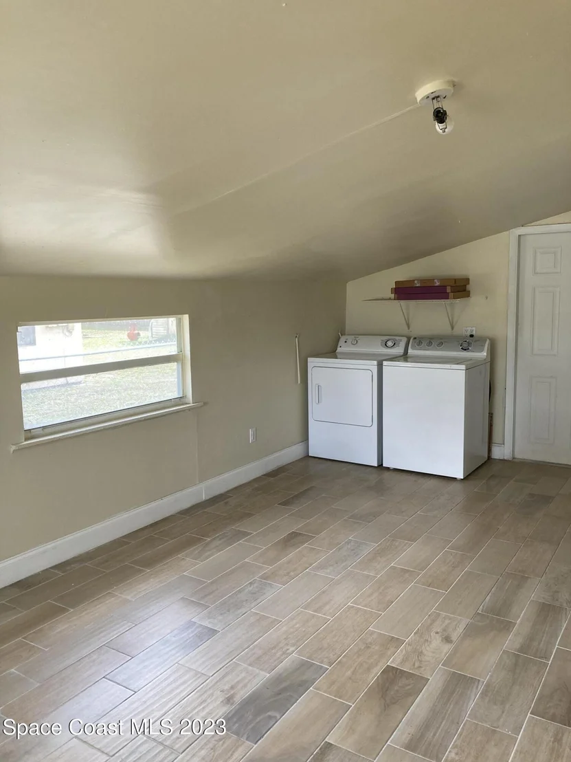 Photo of 2111 Warwick Road