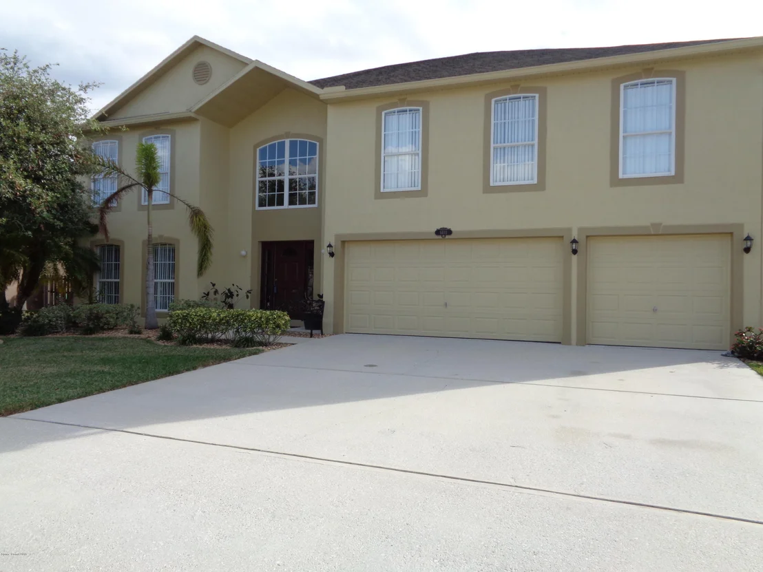 Photo of 1403 Sorento Circle