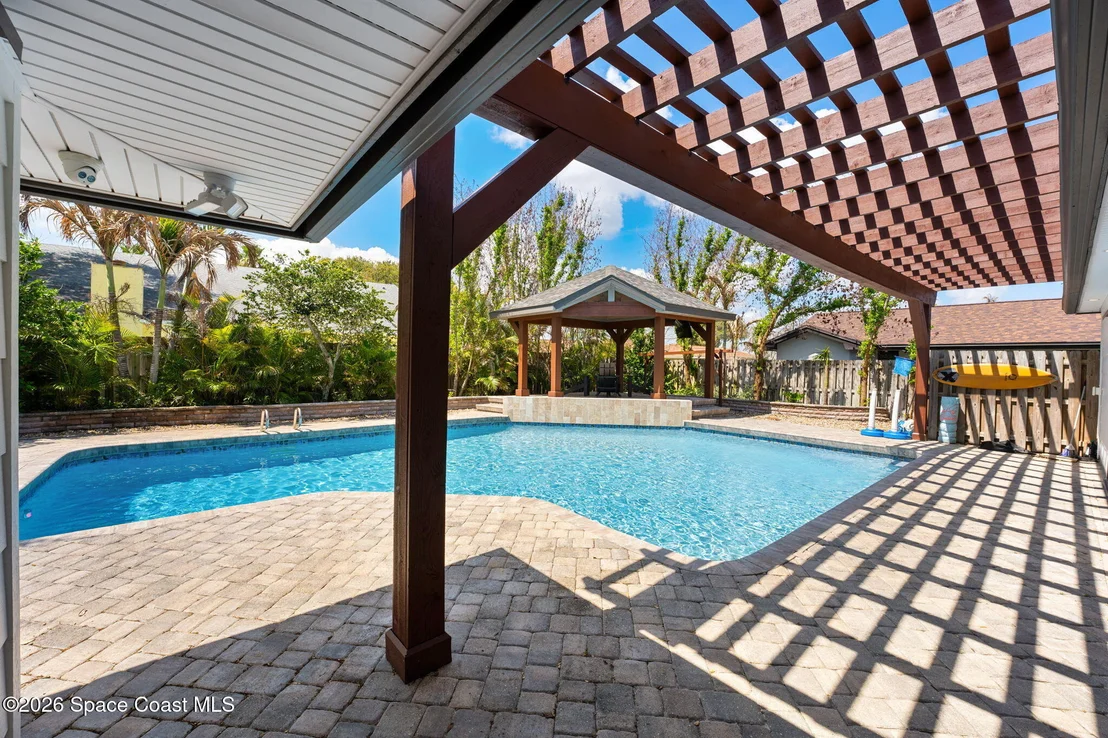 Photo of 127 Sand Pine Road