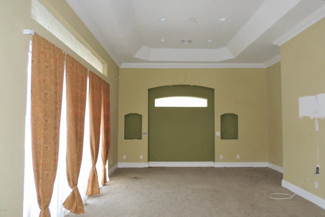 Photo of 1120 NE Riviera Drive
