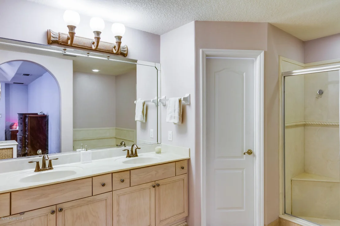 Photo of 5060 Somerville Drive