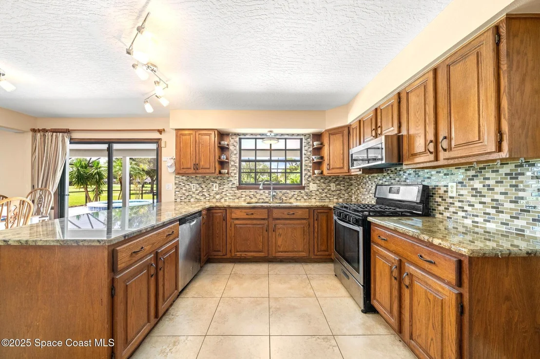 Photo of 603 Cedarside Way
