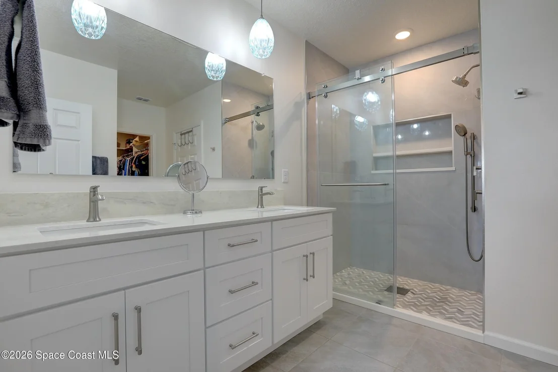 Photo of 6794 Topaz Drive