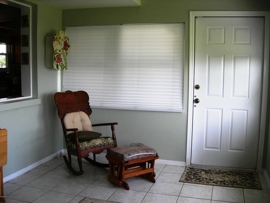 Photo of 2839 Pineapple Avenue