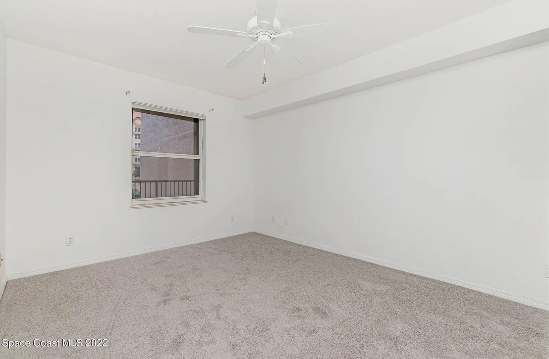 Photo of Unit 406 at 104 Riverside Drive