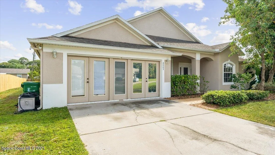 Photo of 6065 Grissom Parkway