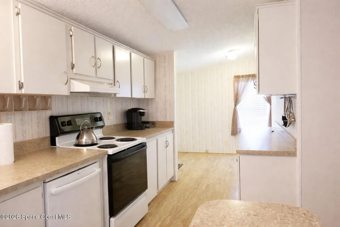 Photo of 494 Papaya Circle
