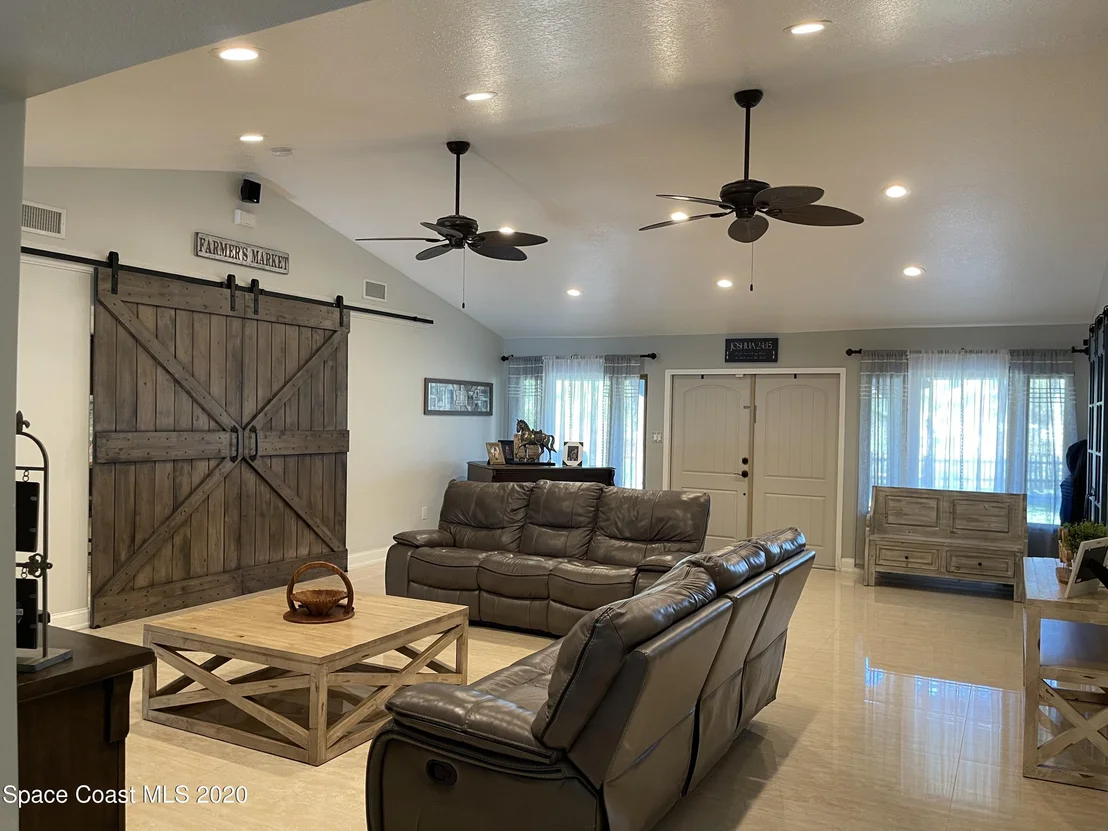 Photo of 3000 Appaloosa Boulevard