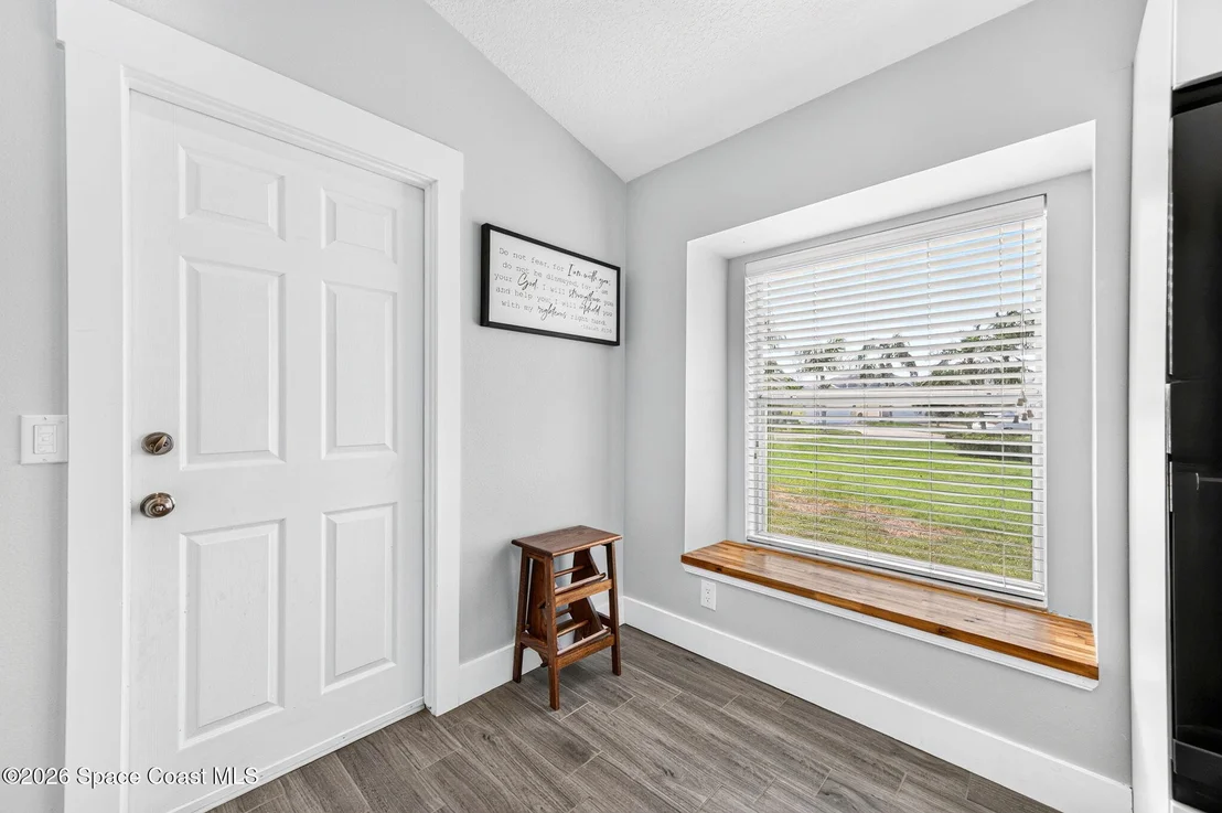 Photo of 2453 Addington Circle