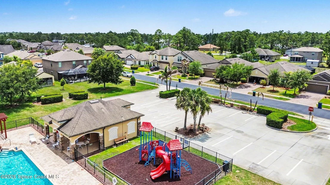 Photo of 970 Dillard Drive SE