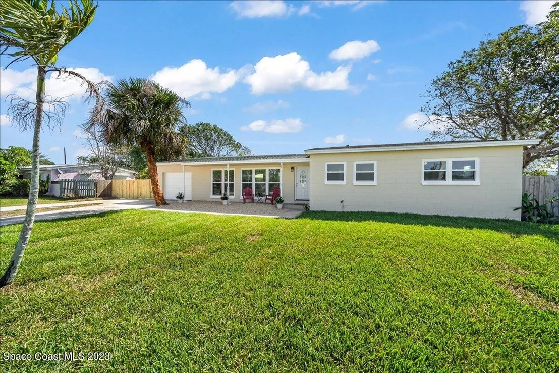 Photo of 505 Pelican Drive