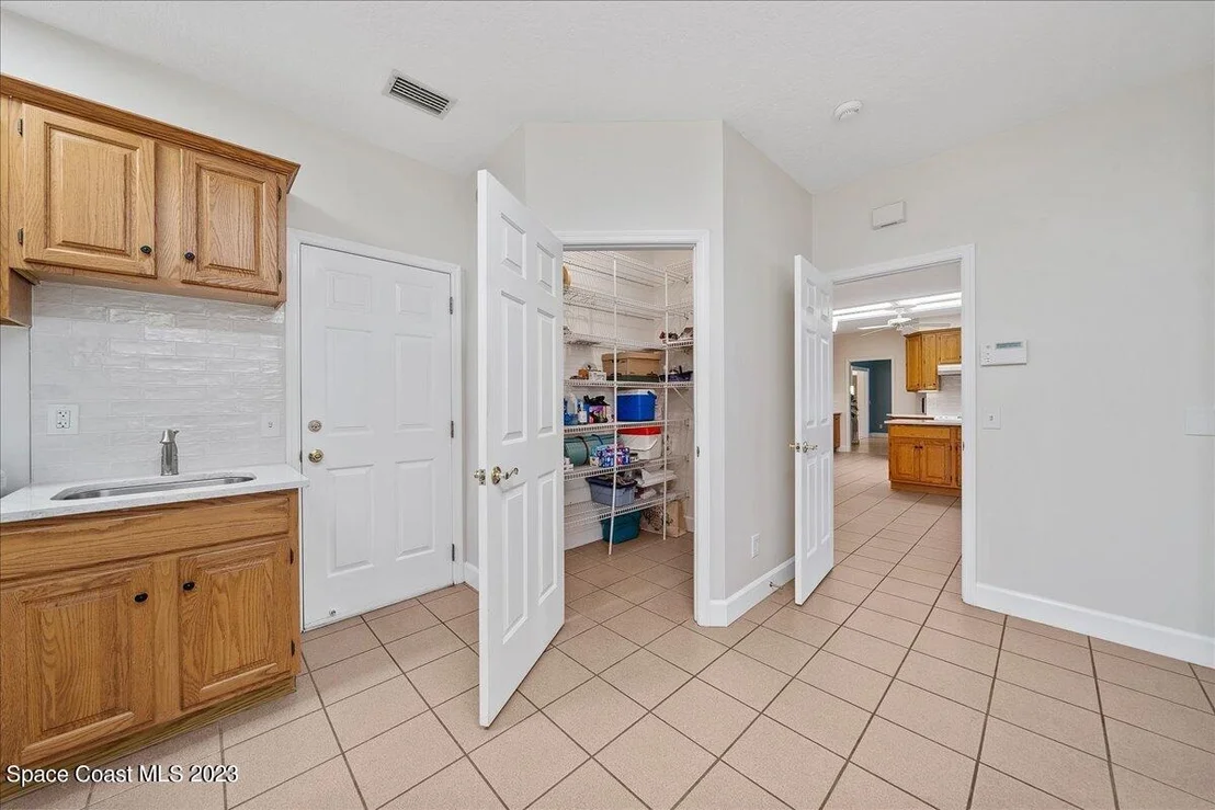 Photo of 4150 Windover Way