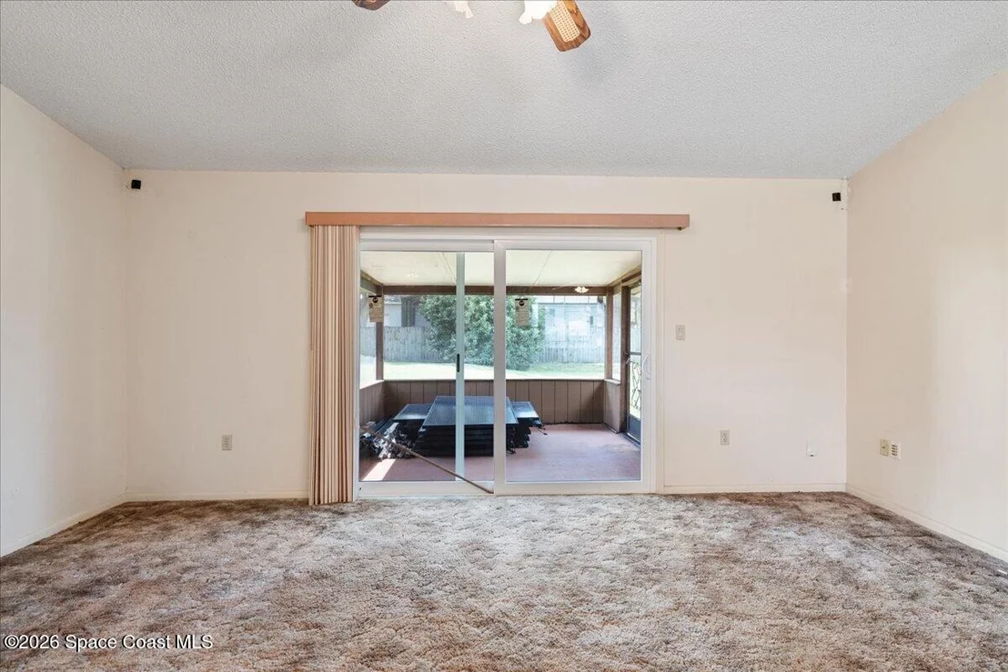 Photo of 5665 Hemsing Street