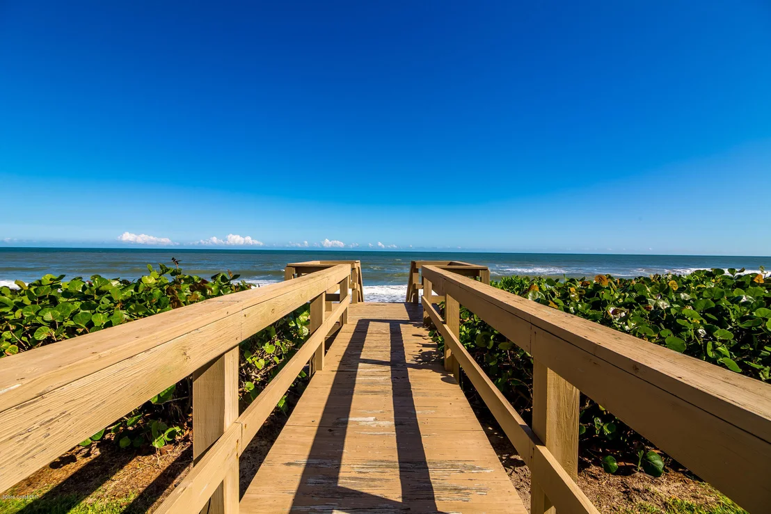 Photo of Unit 310 at 2225 Highway A1a