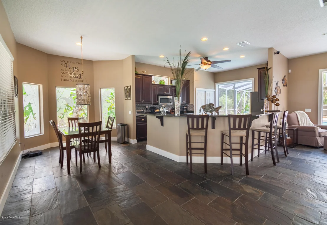 Photo of 3745 Indian River Drive N