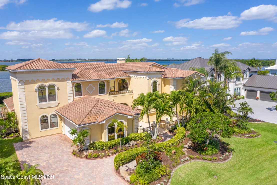 Photo of 442 Lanternback Island Drive