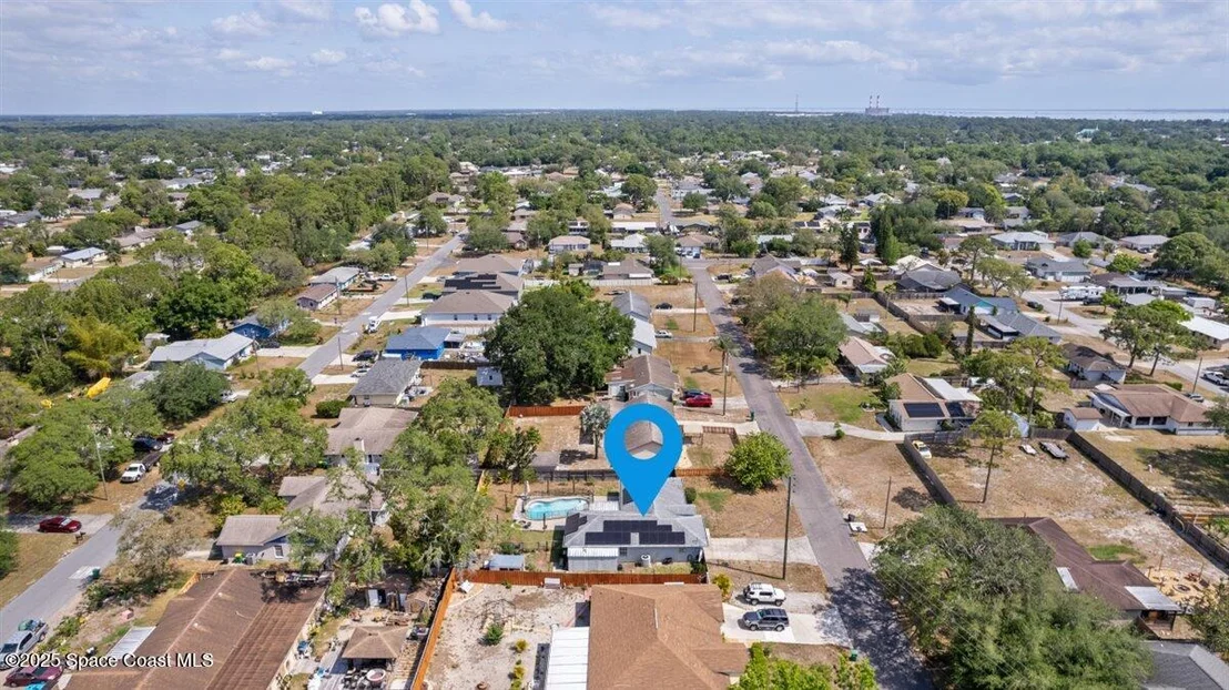 Photo of 6026 Apple Avenue
