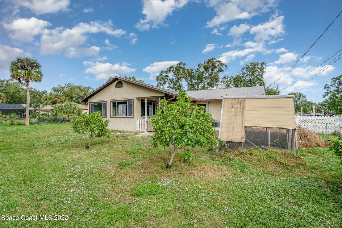 Photo of 2365 Lake Drive