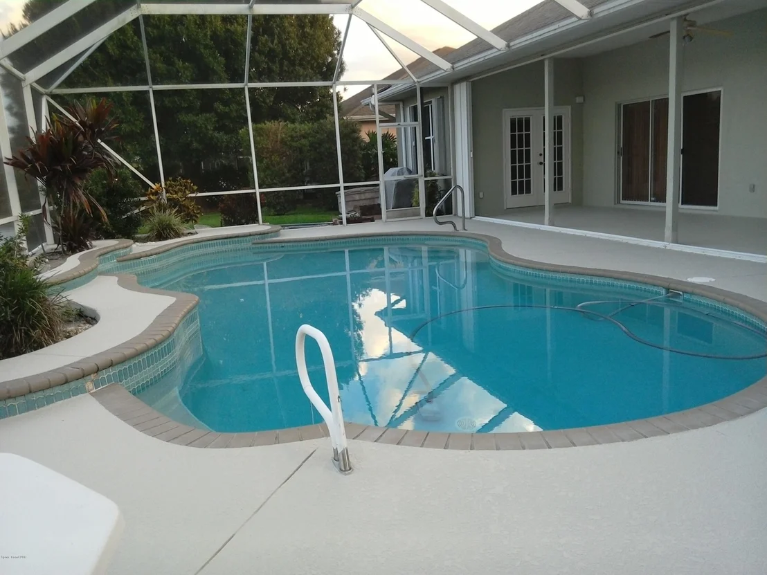 Photo of 1877 Thesy Drive
