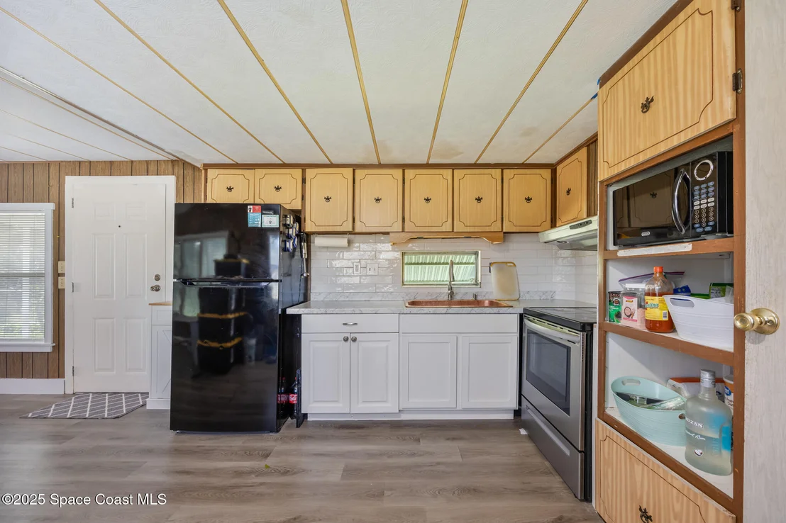 Photo of 4895 Orange Street