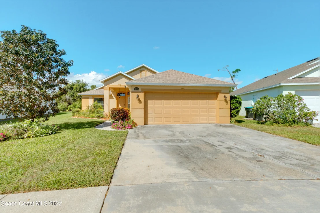 Photo of 1076 Pine Creek Circle NE